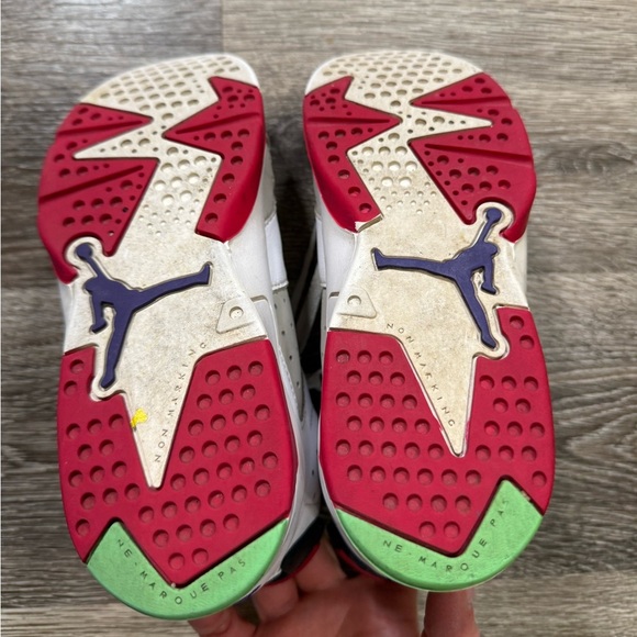 Nike Jordan high top youth sneakers Gray, White And Red , sz:1Y - Picture 6 of 6